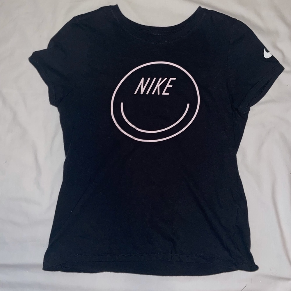 Nike: large black t-shirt